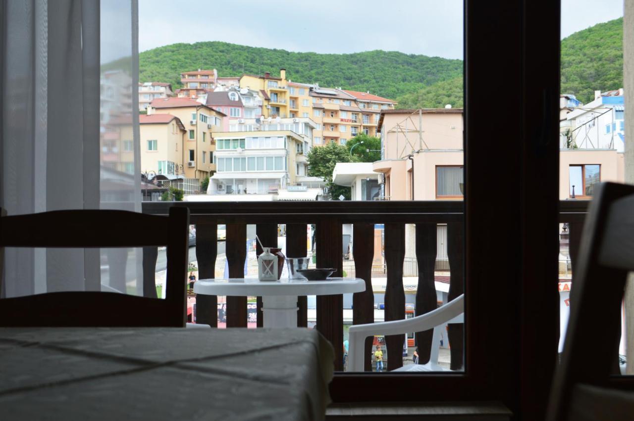 Aquamarine Apartments Sveti Vlas Dış mekan fotoğraf